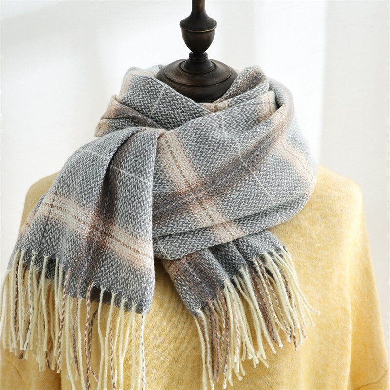 Plaid Print Fringe Hem Scarf