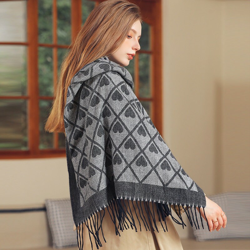 Heart & Plaid Print Fringe Trim Scarf